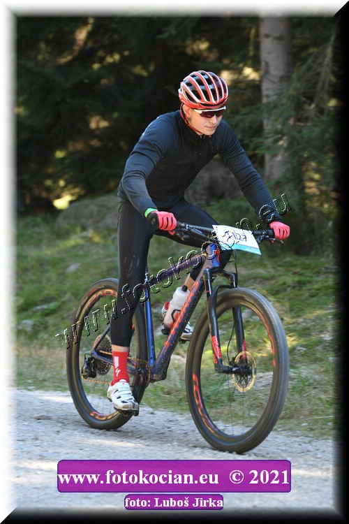 Náhled obrázku: 2021-6628-CTAuthor-1127.JPG