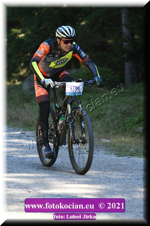 Náhled obrázku: 2021-6629-CTAuthor-1106.JPG