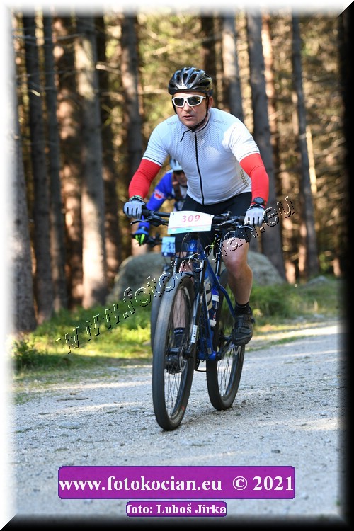 Náhled obrázku: 2021-6765-CTAuthor-309.JPG