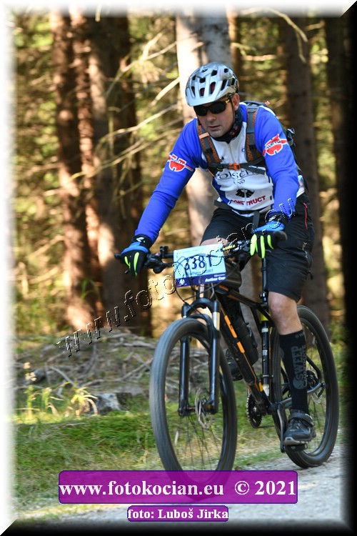 Náhled obrázku: 2021-6766-CTAuthor-3381.JPG