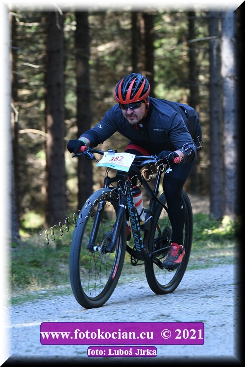 Náhled obrázku: 2021-6772-CTAuthor-382.JPG