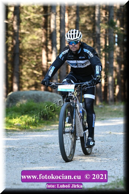 Náhled obrázku: 2021-6784-CTAuthor-2623.JPG