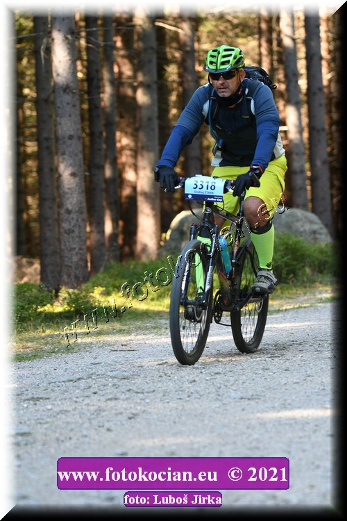 Náhled obrázku: 2021-6830-CTAuthor-3318.JPG