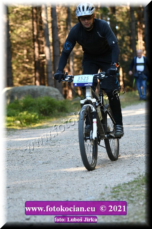 Náhled obrázku: 2021-6854-CTAuthor-3525.JPG