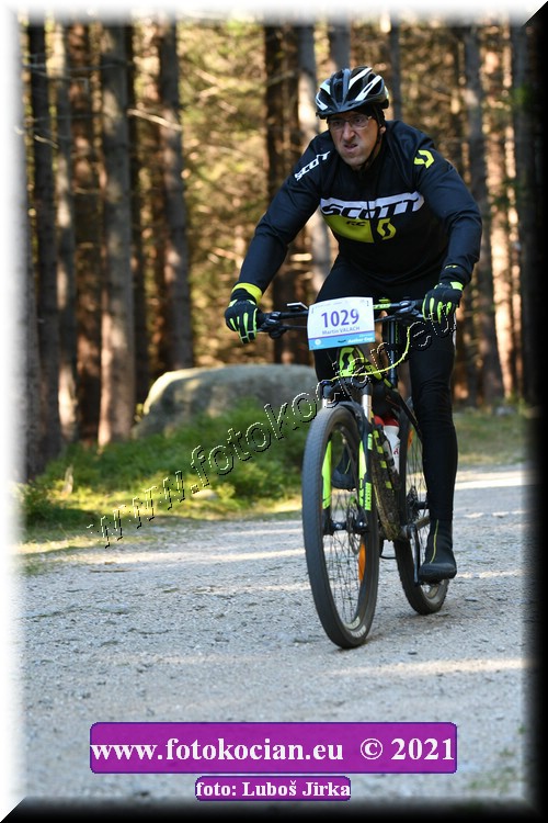 Náhled obrázku: 2021-6902-CTAuthor-1029.JPG