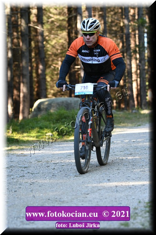 Náhled obrázku: 2021-6905-CTAuthor-710.JPG