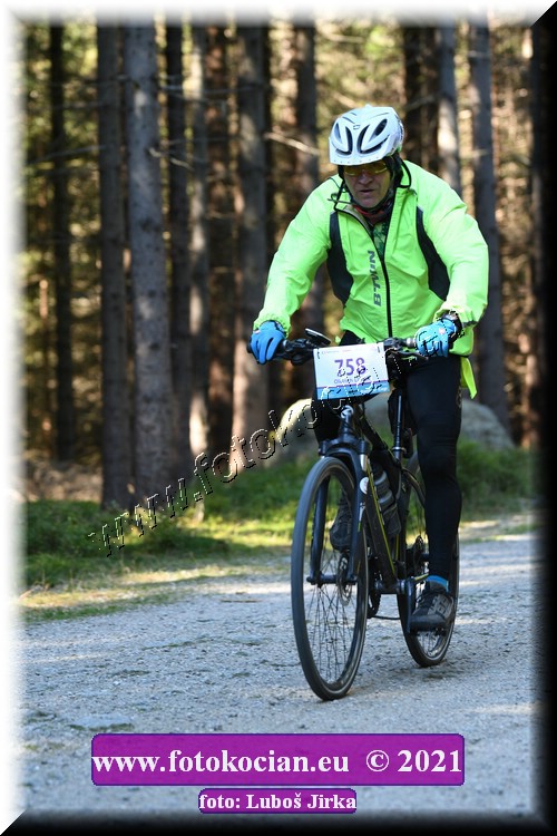 Náhled obrázku: 2021-6913-CTAuthor-758.JPG