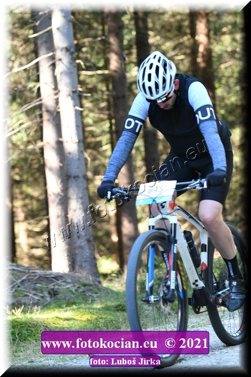 Náhled obrázku: 2021-6919-CTAuthor-645.JPG