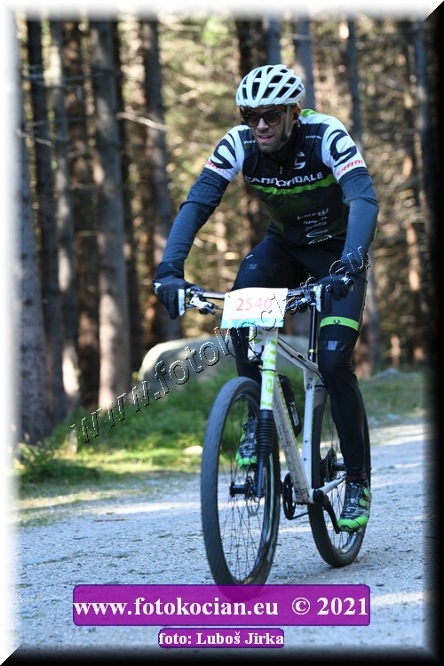 Náhled obrázku: 2021-6923-CTAuthor-2540.JPG