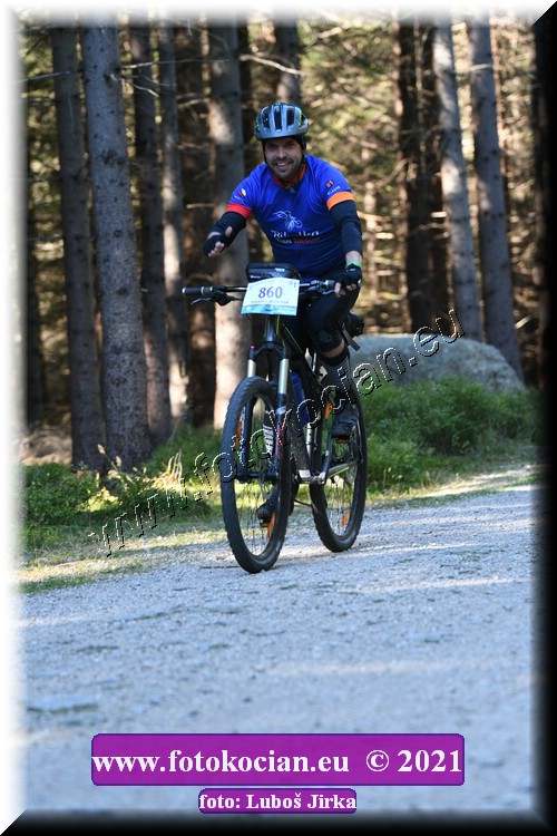 Náhled obrázku: 2021-6955-CTAuthor-860.JPG