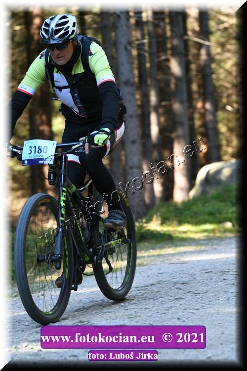 Náhled obrázku: 2021-6981-CTAuthor-3180.JPG