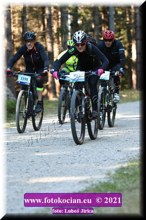 Náhled obrázku: 2021-6995-CTAuthor-907,3398.JPG