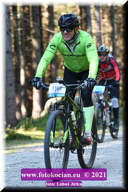 Náhled obrázku: 2021-7000-CTAuthor-1108.JPG