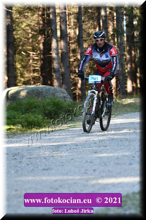 Náhled obrázku: 2021-7020-CTAuthor-3571.JPG