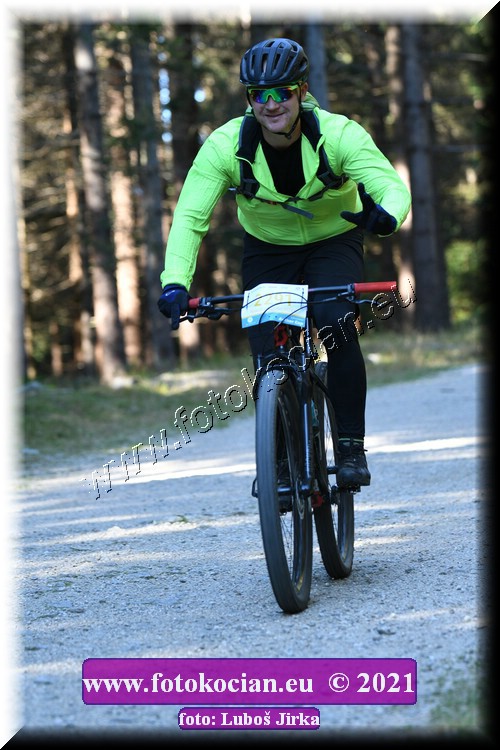 Náhled obrázku: 2021-7049-CTAuthor-2291.JPG