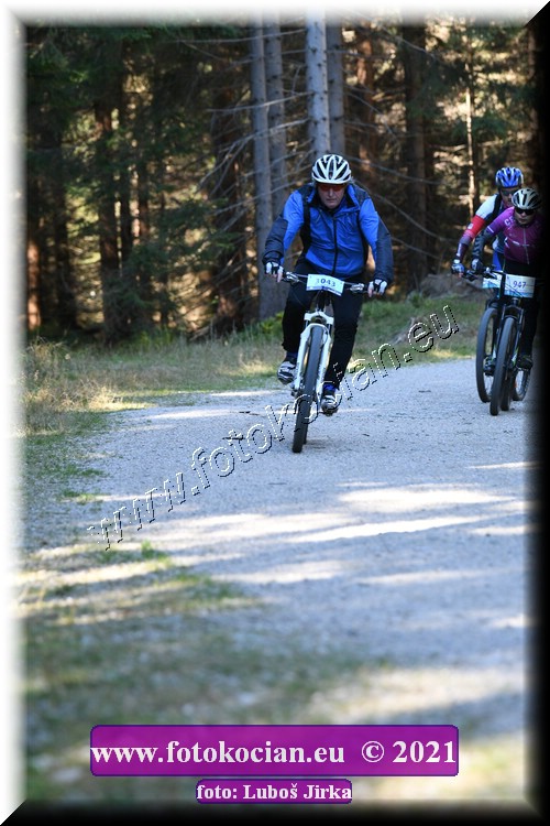 Náhled obrázku: 2021-7070-CTAuthor-3043.JPG