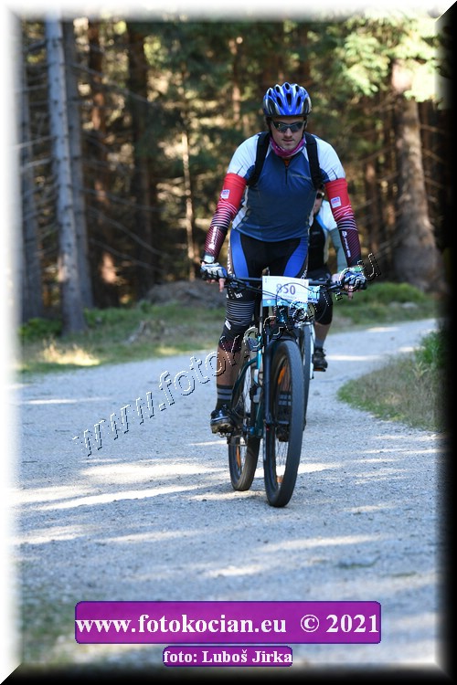 Náhled obrázku: 2021-7072-CTAuthor-850.JPG