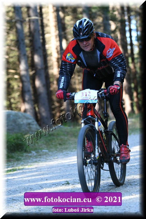 Náhled obrázku: 2021-7078-CTAuthor-312.JPG