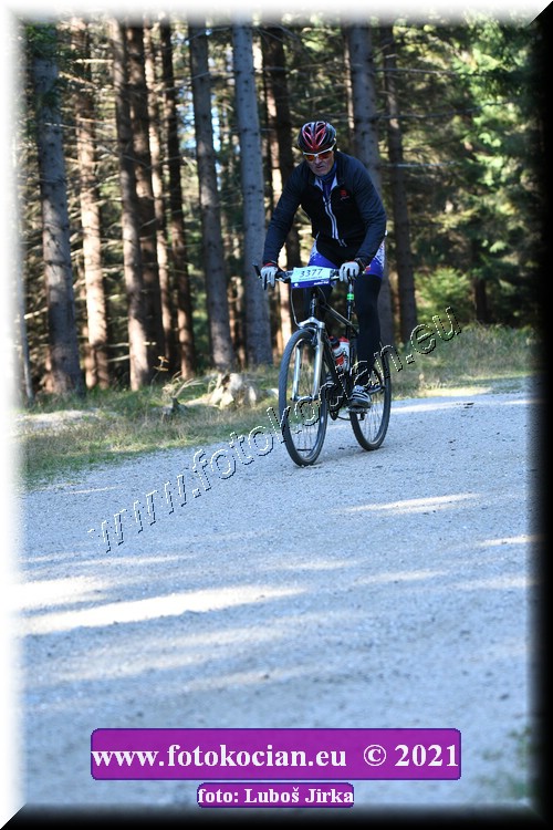 Náhled obrázku: 2021-7085-CTAuthor-3377.JPG