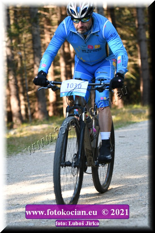 Náhled obrázku: 2021-7108-CTAuthor-1030.JPG