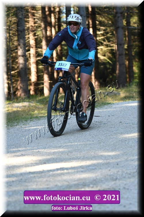 Náhled obrázku: 2021-7123-CTAuthor-3587.JPG