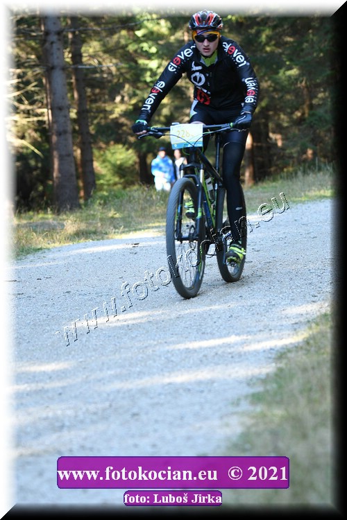 Náhled obrázku: 2021-7132-CTAuthor-2286.JPG