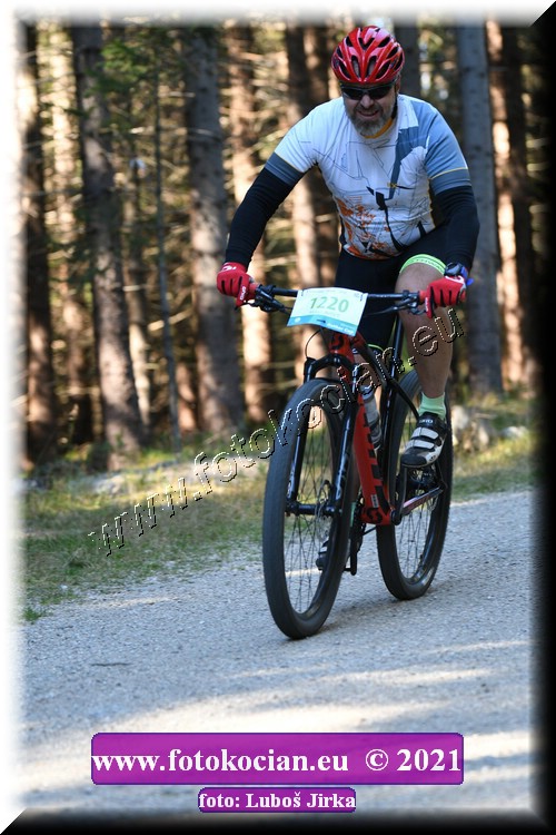 Náhled obrázku: 2021-7138-CTAuthor-1220.JPG