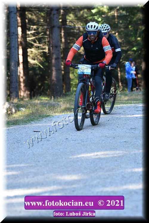 Náhled obrázku: 2021-7155-CTAuthor-2015.JPG