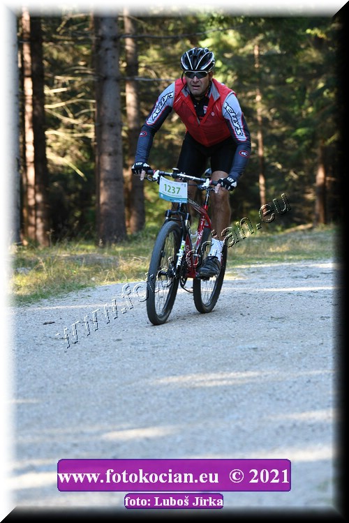 Náhled obrázku: 2021-7196-CTAuthor-1237.JPG