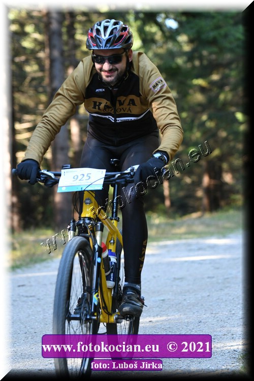 Náhled obrázku: 2021-7208-CTAuthor-925.JPG