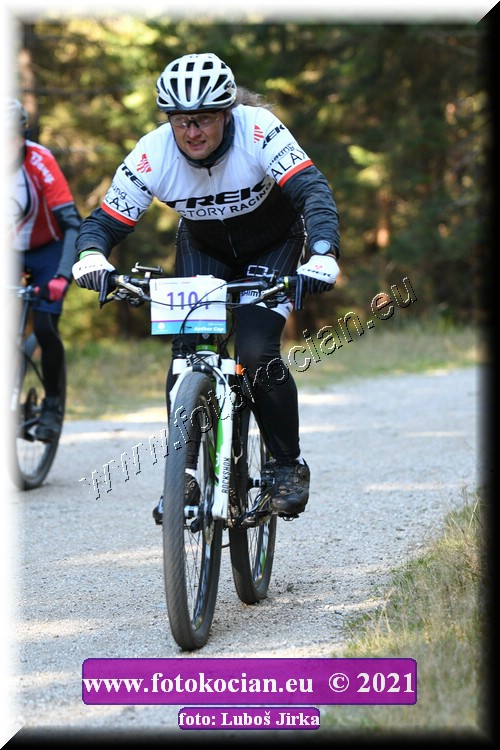 Náhled obrázku: 2021-7211-CTAuthor-1104.JPG