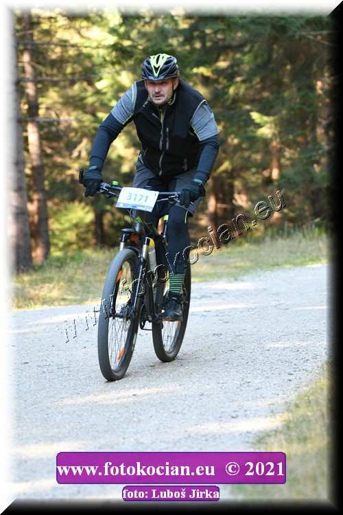 Náhled obrázku: 2021-7212-CTAuthor-3171.JPG