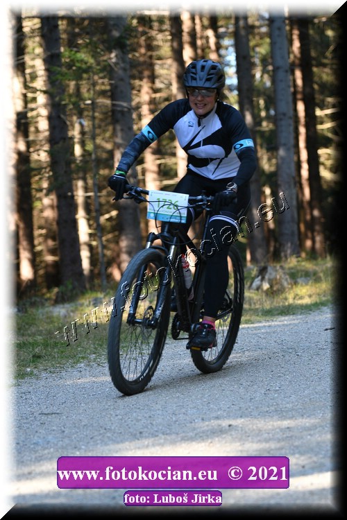 Náhled obrázku: 2021-7222-CTAuthor-1726.JPG