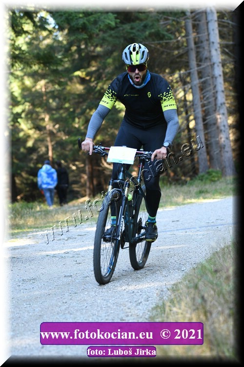 Náhled obrázku: 2021-7251-CTAuthor-0.JPG