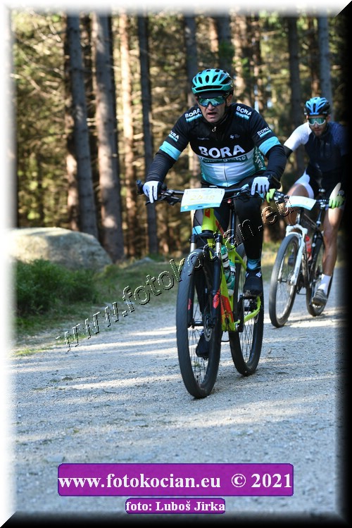 Náhled obrázku: 2021-7276-CTAuthor-2048.JPG