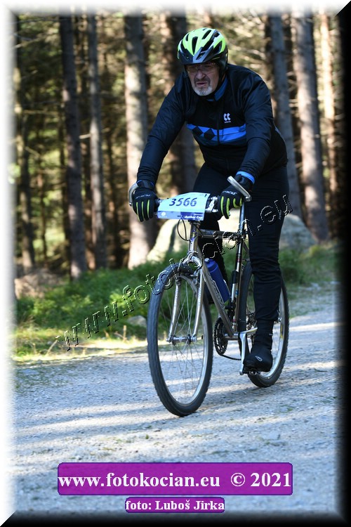 Náhled obrázku: 2021-7313-CTAuthor-3566.JPG