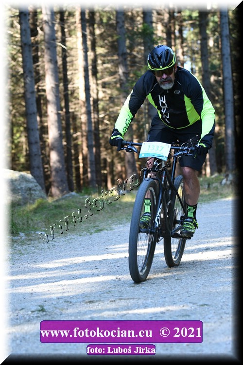 Náhled obrázku: 2021-7316-CTAuthor-1337.JPG