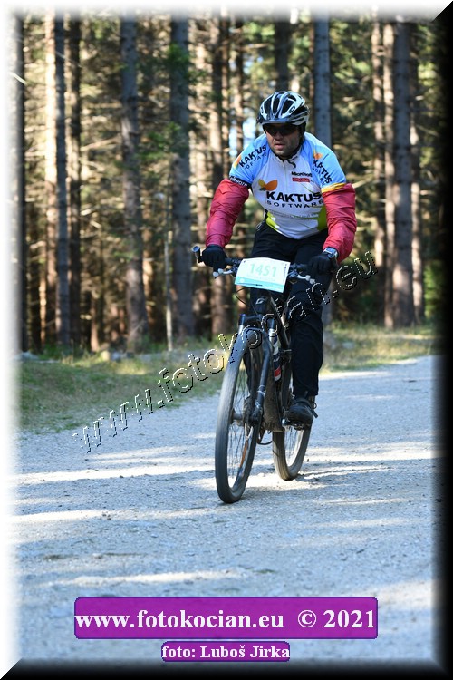 Náhled obrázku: 2021-7319-CTAuthor-1451.JPG