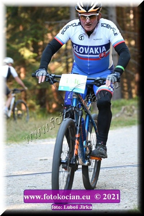 Náhled obrázku: 2021-7365-CTAuthor-1640.JPG