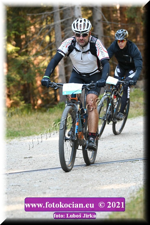 Náhled obrázku: 2021-7388-CTAuthor-1570.JPG