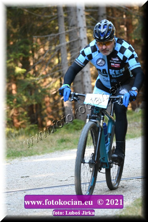 Náhled obrázku: 2021-7417-CTAuthor-1019.JPG