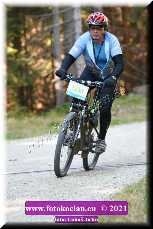 Náhled obrázku: 2021-7424-CTAuthor-1236.JPG