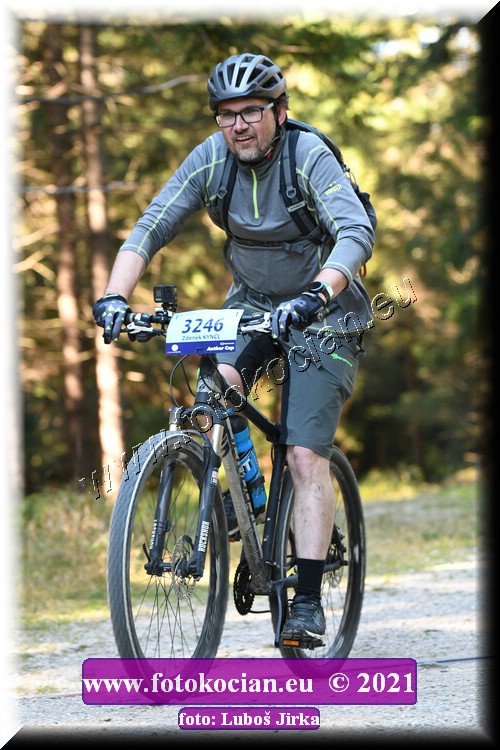 Náhled obrázku: 2021-7438-CTAuthor-3246.JPG