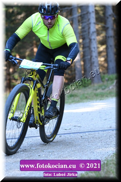 Náhled obrázku: 2021-7458-CTAuthor-1213.JPG