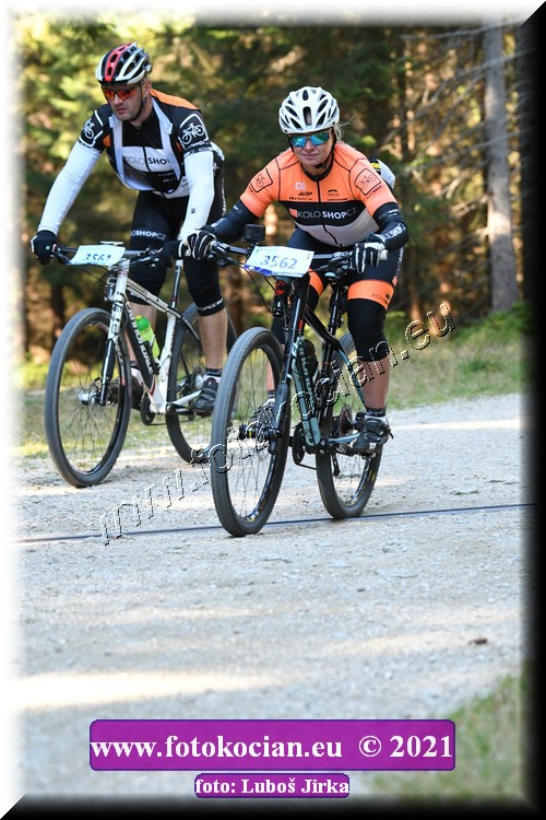 Náhled obrázku: 2021-7484-CTAuthor-3562,3561.JPG