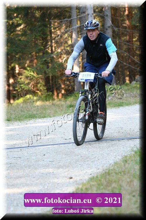 Náhled obrázku: 2021-7491-CTAuthor-3589.JPG