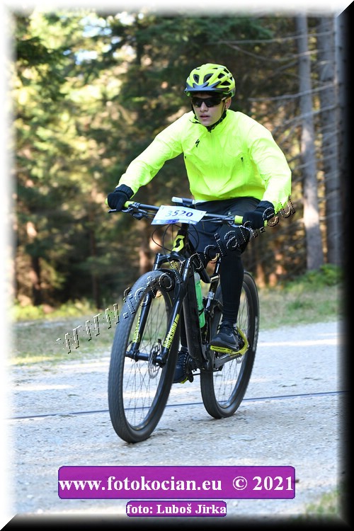 Náhled obrázku: 2021-7496-CTAuthor-3520.JPG