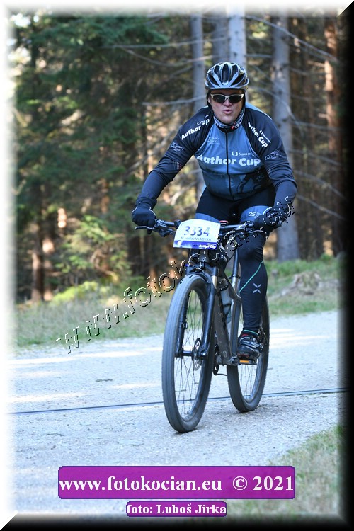 Náhled obrázku: 2021-7499-CTAuthor-3334.JPG