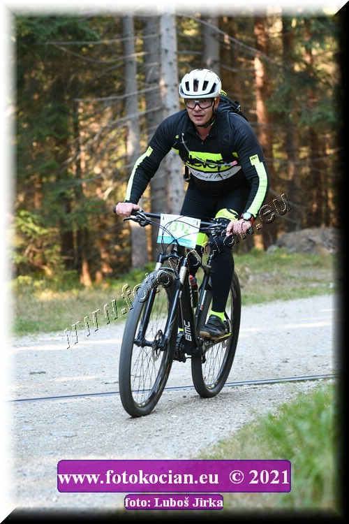 Náhled obrázku: 2021-7514-CTAuthor-1392.JPG