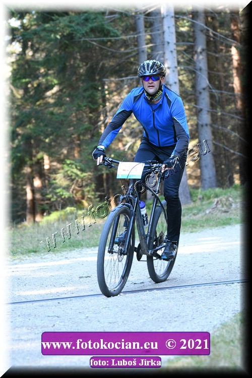 Náhled obrázku: 2021-7523-CTAuthor-2884.JPG